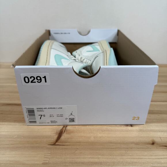 Air Jordan 1 Low Retro Sneakers Sail Igloo Blue DC0774-134 Women's Size 7.5 - Picture 10 of 10